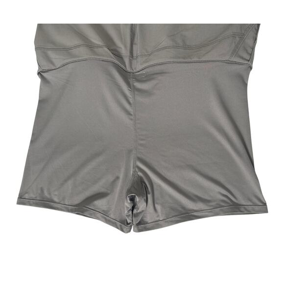 Orvis Womens Lightweight Moisture Wicking Gray Skort Size L - Picture 8 of 10